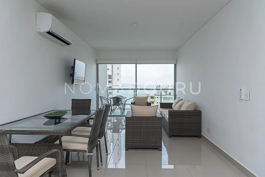 Infinitum Bayfront Condo By Nomad Guru Cartagena